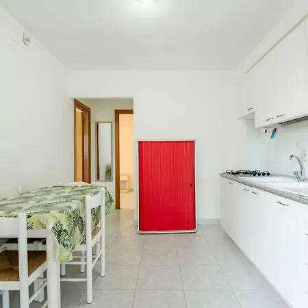 Apartment Family House *